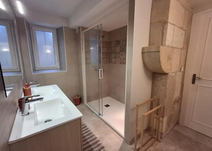 De Groupe - Le Clos Des Halles * Rauzan